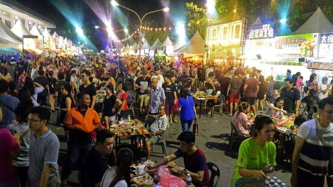 Kuching Food places. - ASIAN BORNEO CULTURE TRAVEL